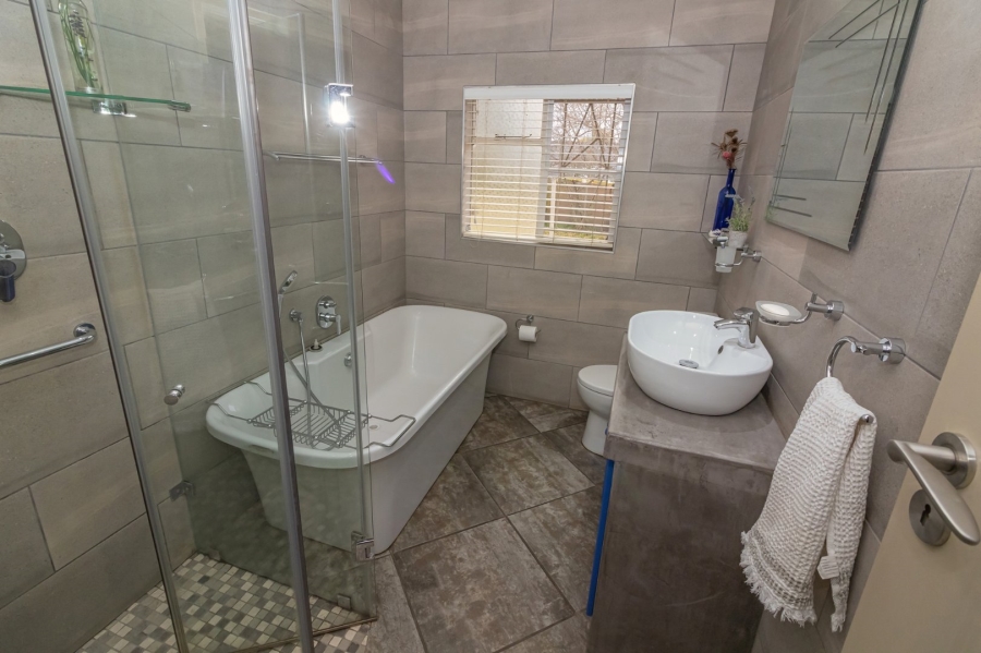4 Bedroom Property for Sale in Jordania Free State